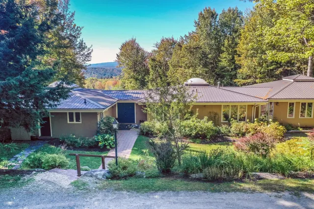 $1,890,000 | 835 Alpine View Road, Stowe, VT 05672