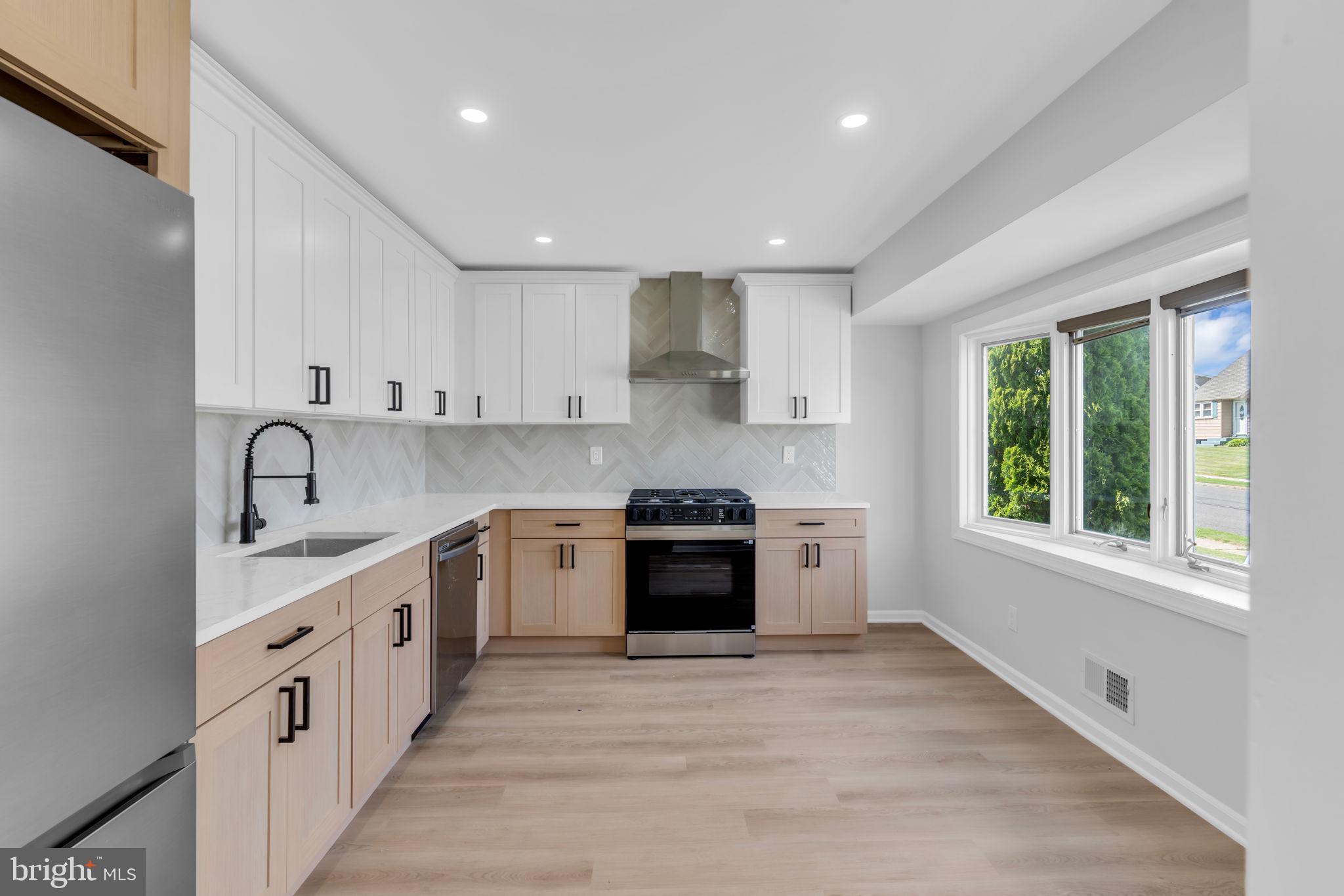 16 Falmouth Road Hamilton, NJ 08620 - Photo 21 of 47