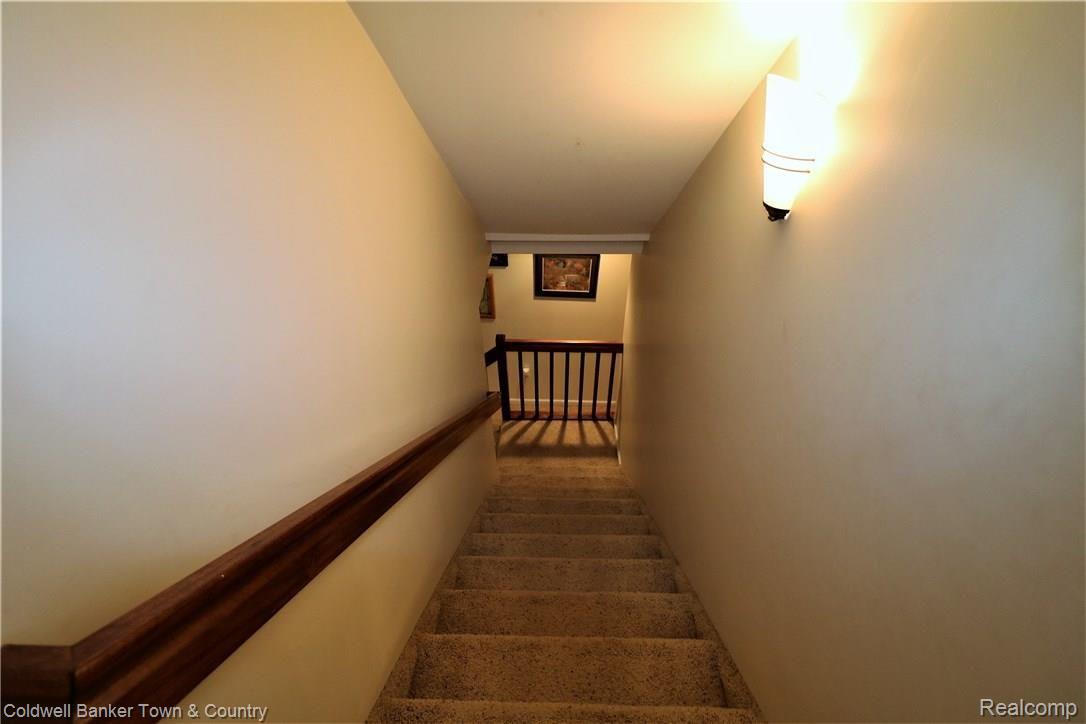 8957 West Coon Lake Road Gregory, MI 48137 - Photo 50 of 82 IMG_5528.JPG