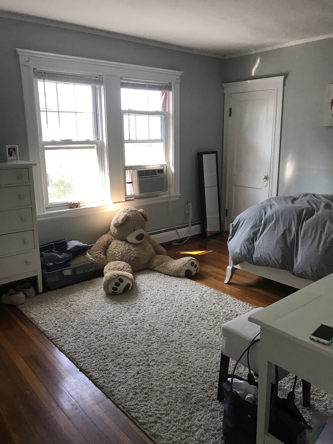 29 Chetwynd Road, Unit 2 Somerville, MA 02144 - Photo 11 of 18 Gallery Image 11