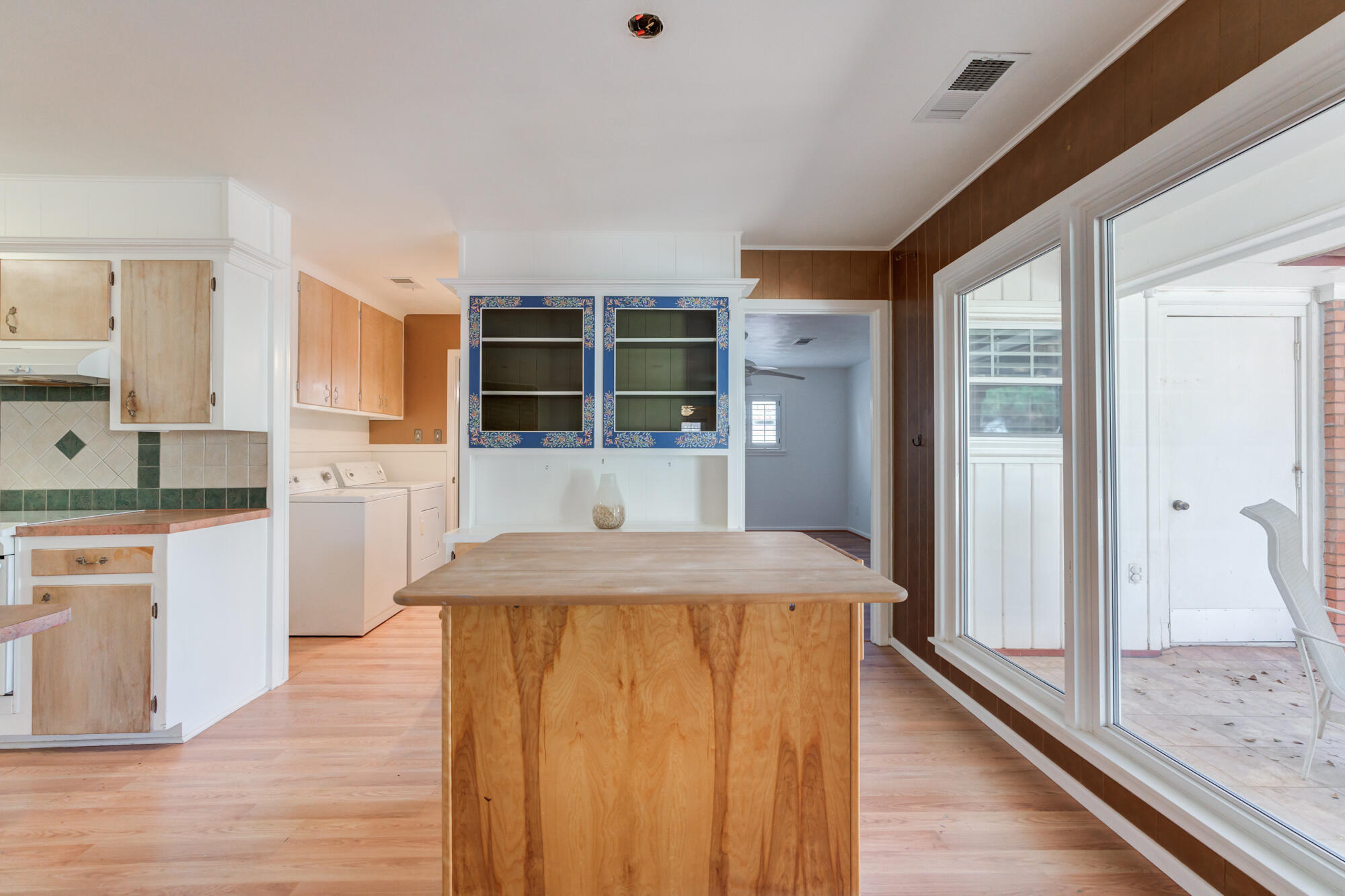 1906 55th Street Lubbock, TX 79412 - Photo 12 of 50 DSC03604_5_6_7_8