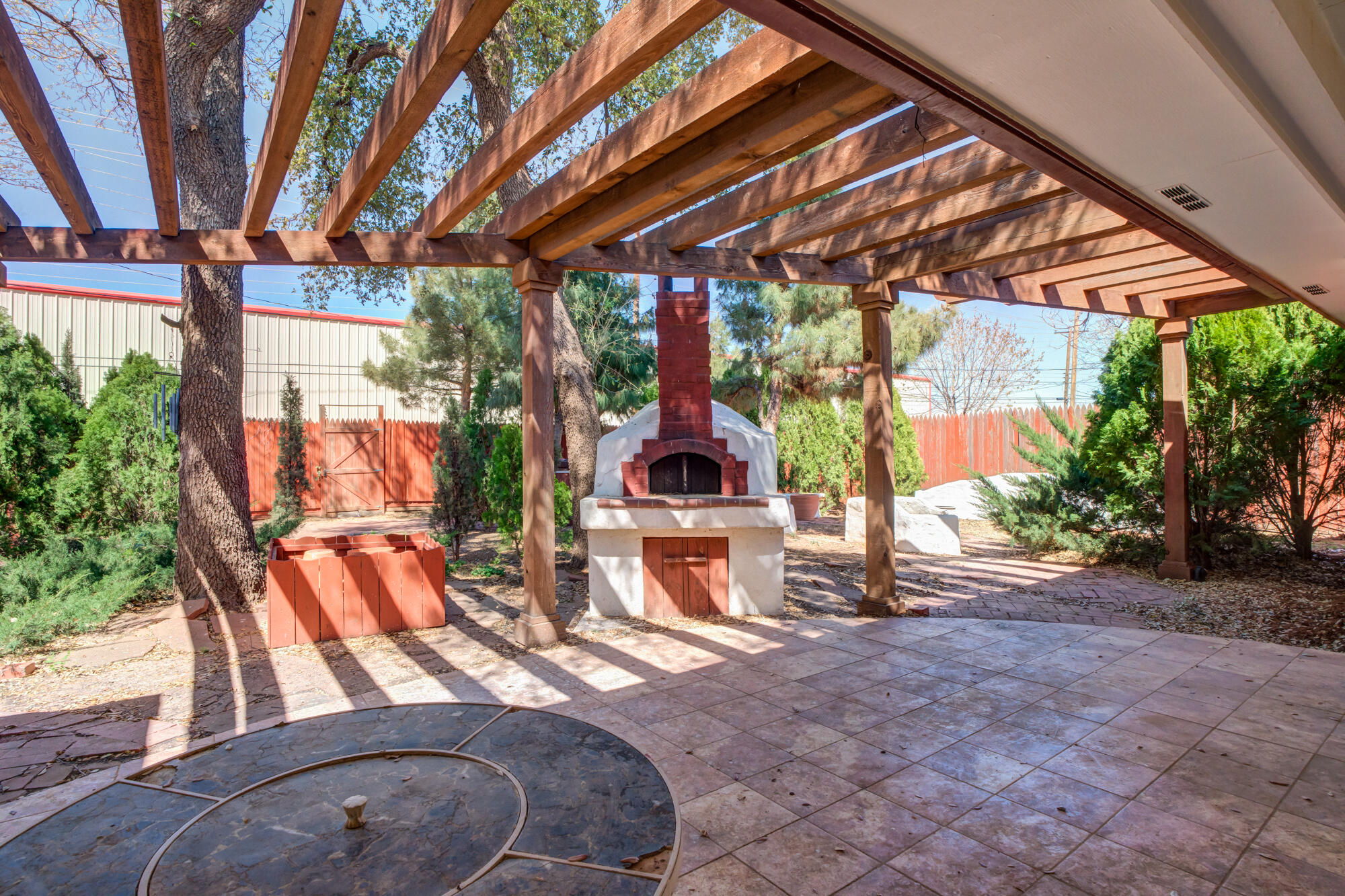 1906 55th Street Lubbock, TX 79412 - Photo 4 of 50 DSC03689_90_91_92_93