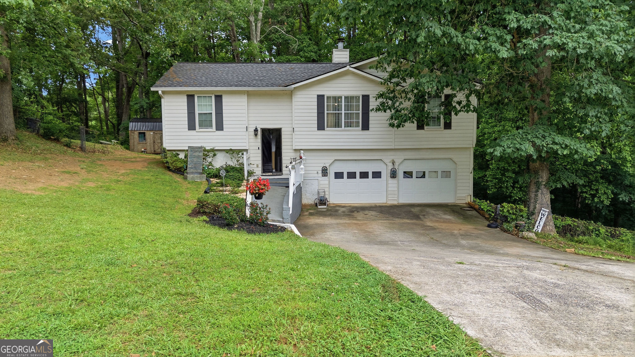 40 Cade Court Dallas, GA 30157 - Photo 3 of 30
