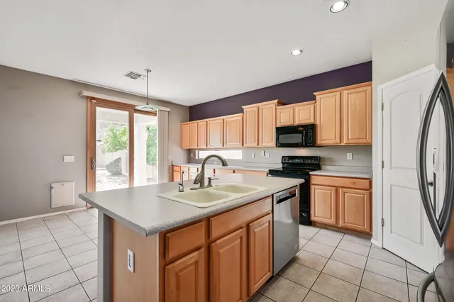 $3,100 | 1453 East Saragosa Street, Chandler, AZ 85225