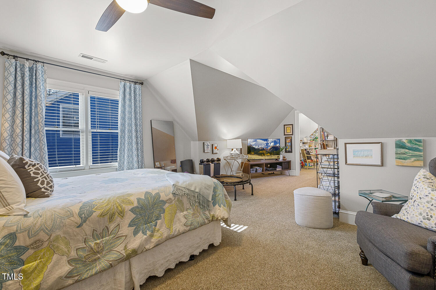 2949 Tillinghast Trail Raleigh, NC 27613 - Photo 41 of 65 048