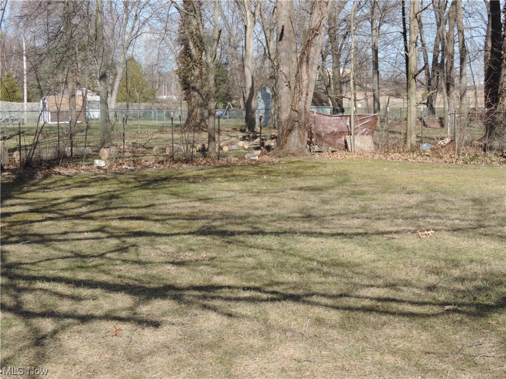 23140 Cedar Point Road Brook Park, OH 44142 - Photo 13 of 14 Gallery Image 13