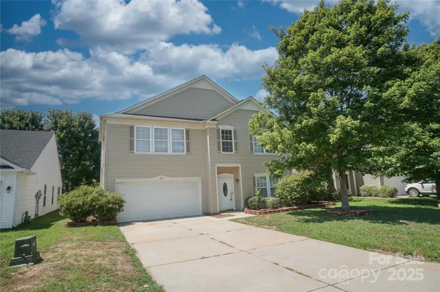 $590,000 | 3021 Morel Avenue, Fort Mill, SC 29715