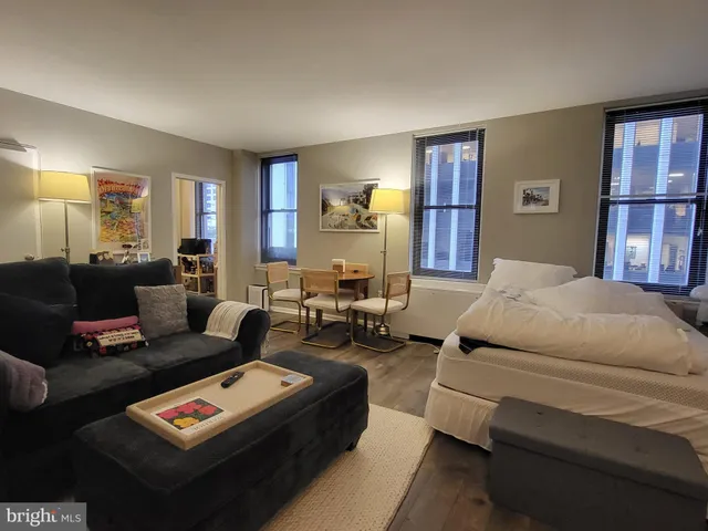 $1,750 | 135 South 19th Street, Unit 702, Philadelphia, PA 19103