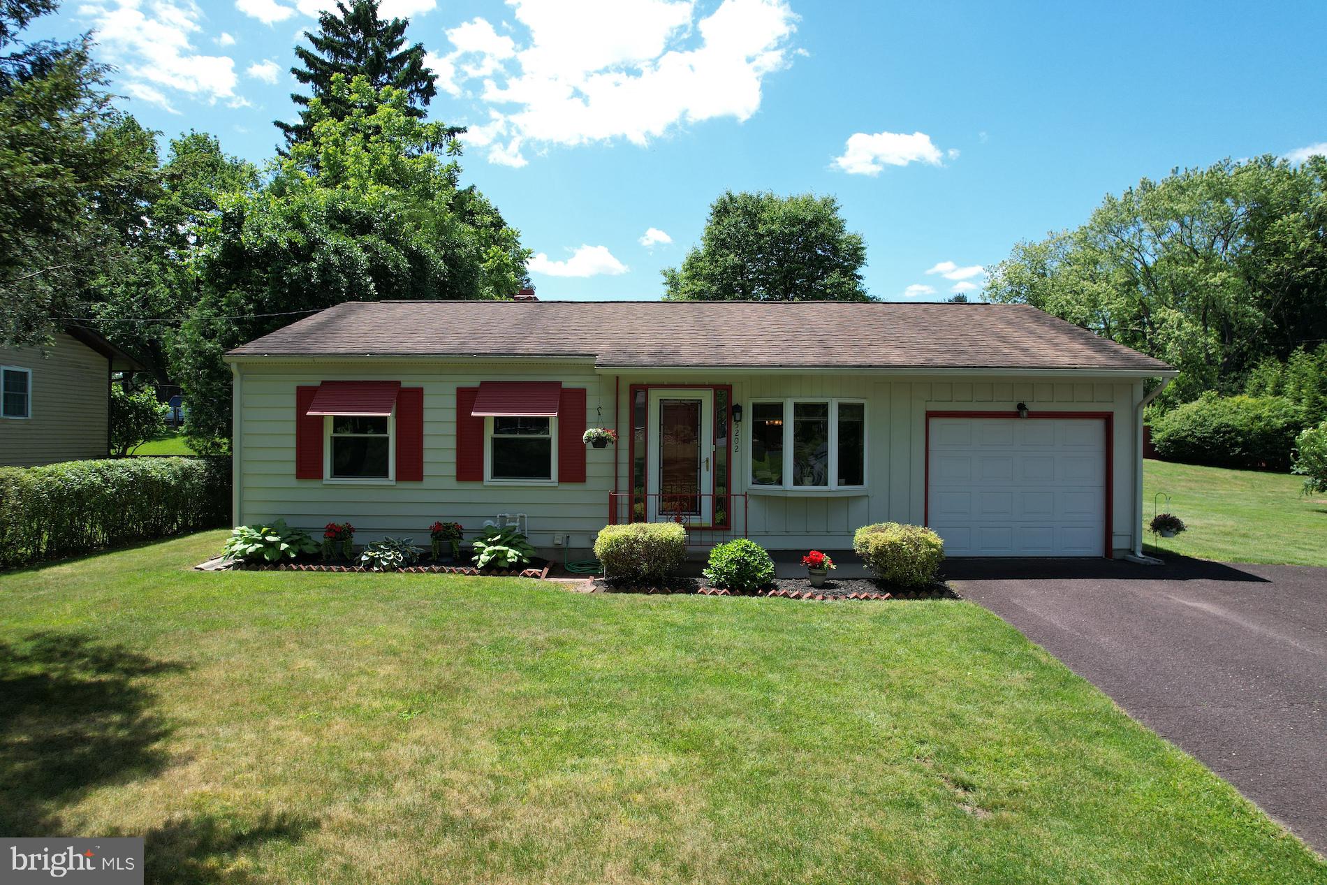5202 Camp Meeting Road Center Valley, PA 18034 - Photo 25 of 48 Gallery Image 25