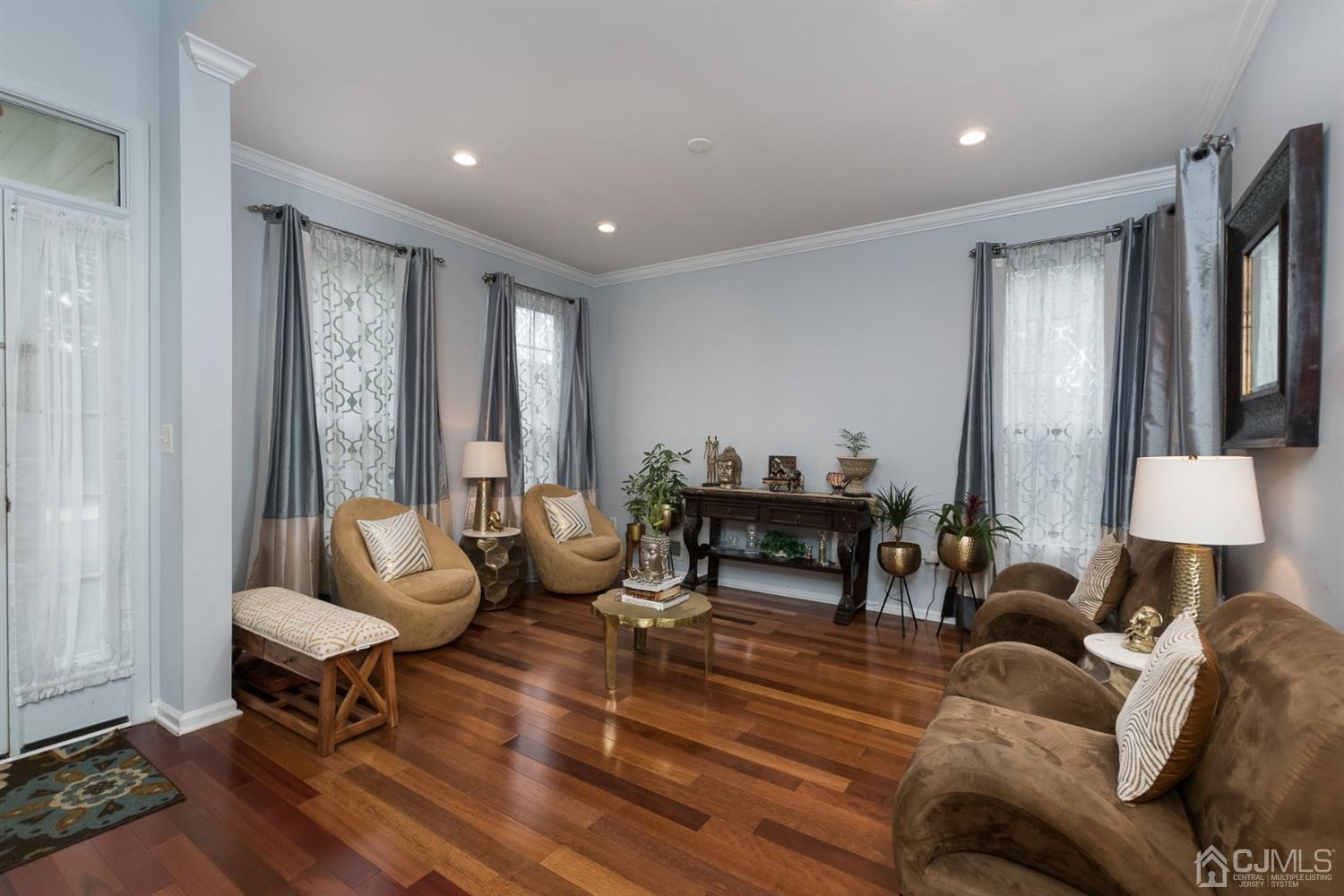 64 Timber Ridge Road North Brunswick, NJ 08902 - Photo 3 of 34 Gallery Image 3