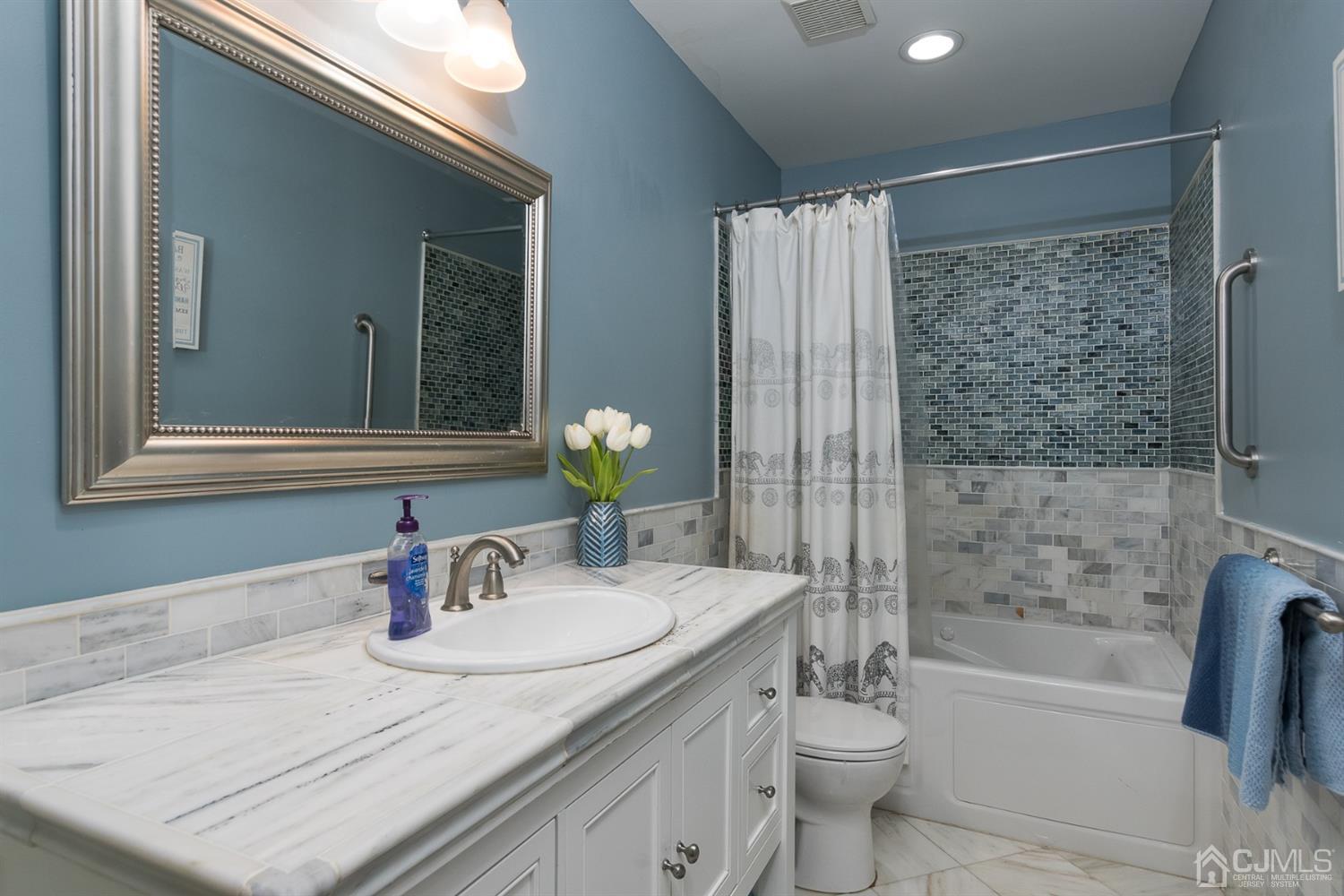 64 Timber Ridge Road North Brunswick, NJ 08902 - Photo 27 of 34 Gallery Image 27