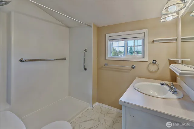 $479,950 | 5201 South Fife Street, Tacoma, WA 98409