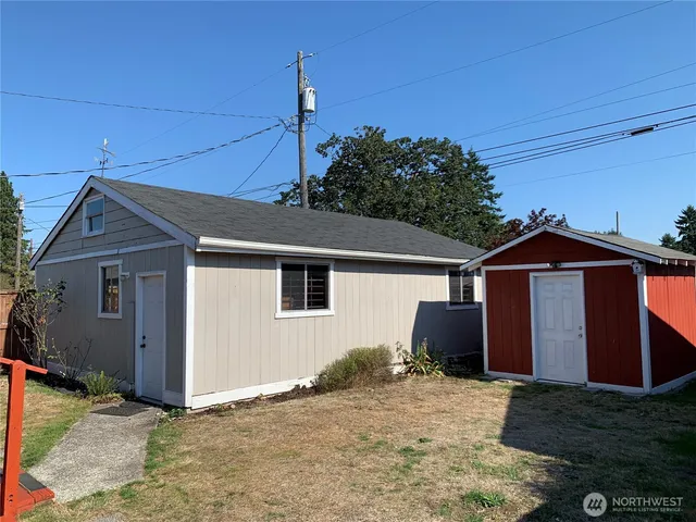 $479,950 | 5201 South Fife Street, Tacoma, WA 98409