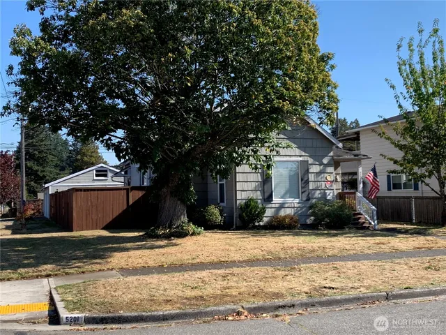 $479,950 | 5201 South Fife Street, Tacoma, WA 98409