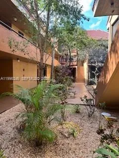 $389,000 | 15485 North Miami Lakeway, Unit 2082, Miami Lakes, FL 33014