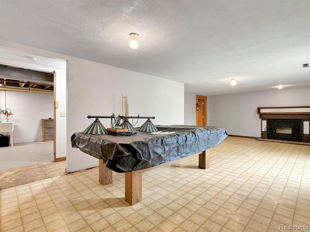 3305 Ridgefield Road Lansing, MI 48906 - Photo 25 of 46 Gallery Image 25