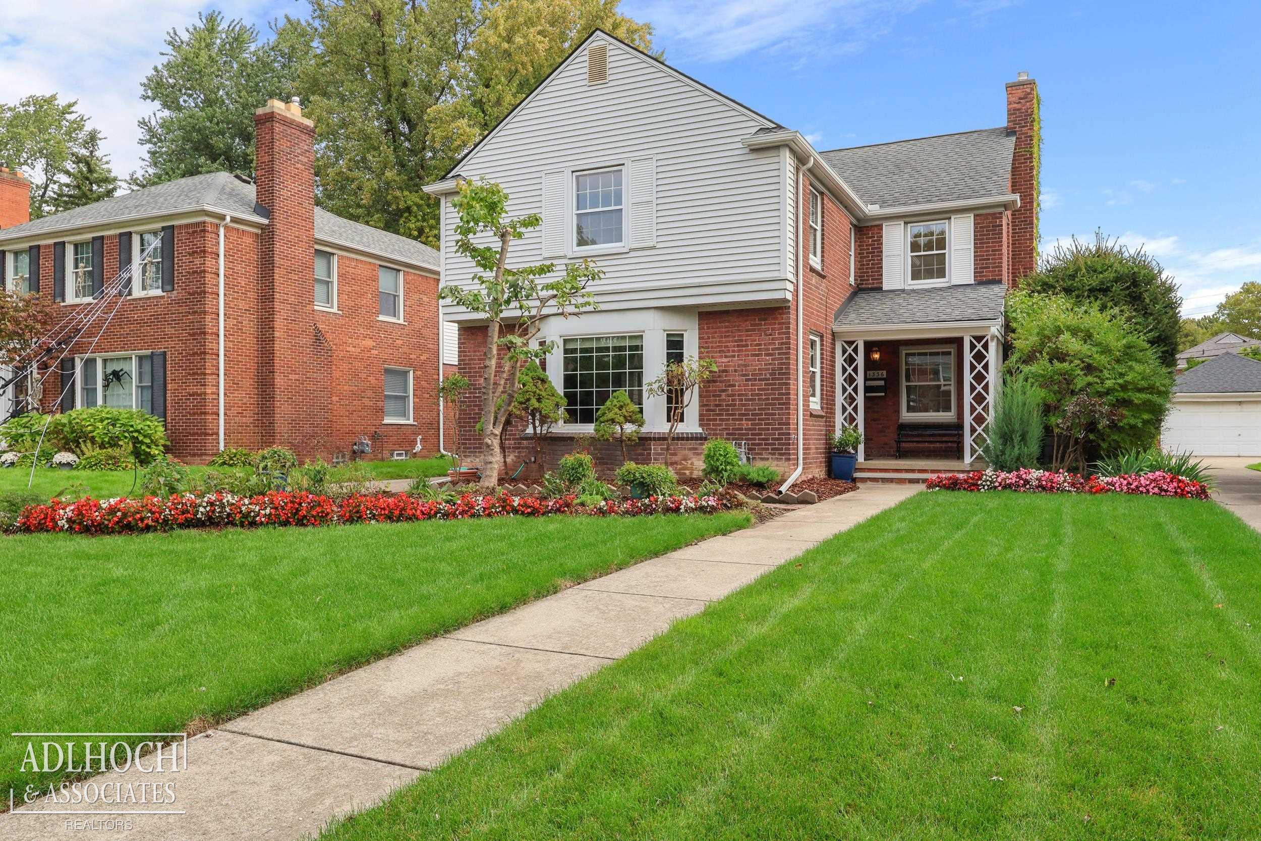 1336 Audubon Road Grosse Pointe, MI 48230 - Photo 2 of 39 50161221-072C2C87-A3BC-4D9A-BA77-5EAD58530A26.JPG