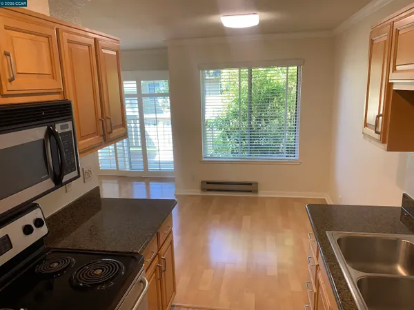 $359,950 | 96 Lakeshore Court, Richmond, CA 94804