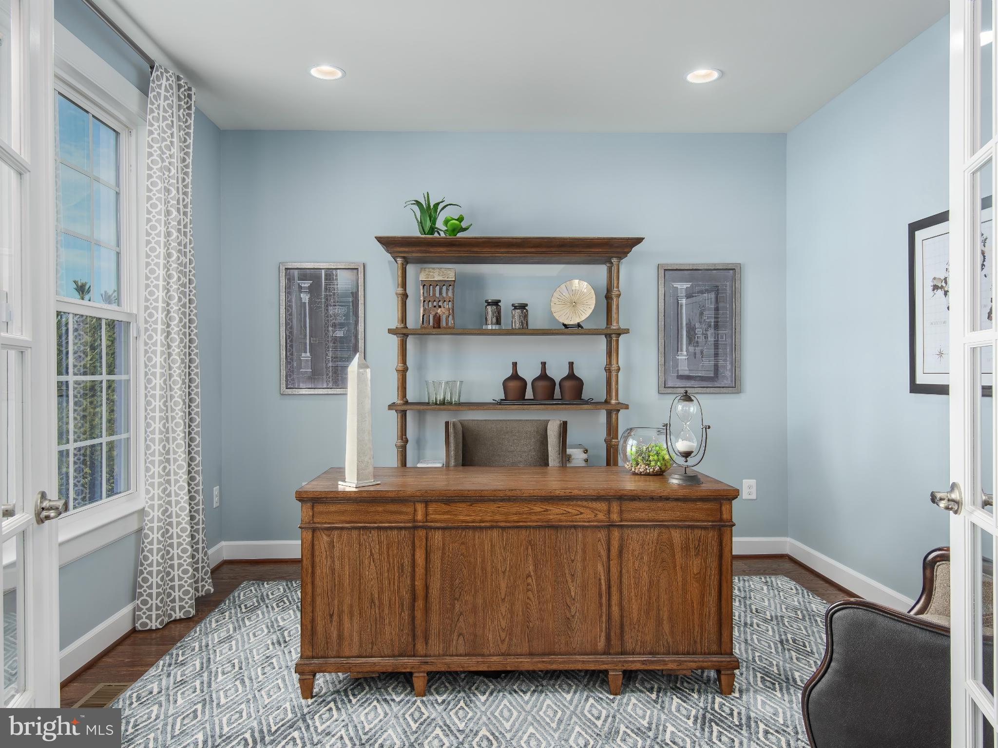 20358 Peach Tree Road Dickerson, MD 20842 - Photo 3 of 18 a room with furniture and window
