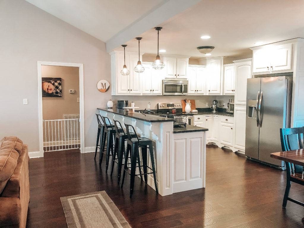 1704 Noah Bledsoe Road Smiths Grove, KY 42171 - Photo 7 of 13 Gallery Image 7