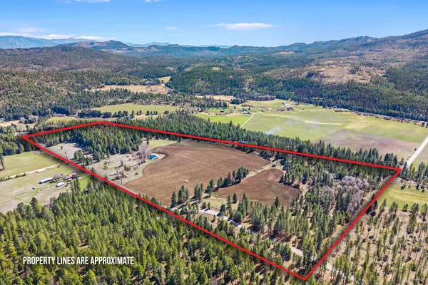 $380,000 | 2068 Addy-Gifford Road, Addy, WA 99101