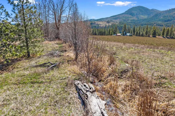 $380,000 | 2068 Addy-Gifford Road, Addy, WA 99101