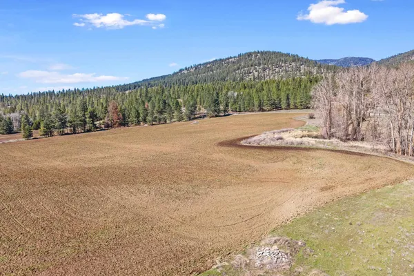 $380,000 | 2068 Addy-Gifford Road, Addy, WA 99101