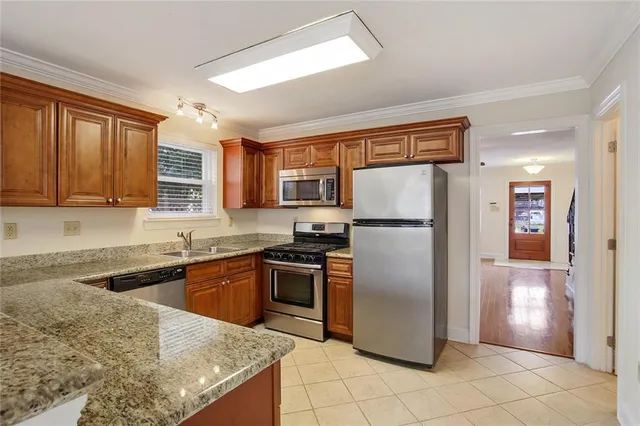 $675,000 | 346-48 West Robert E Lee Boulevard, New Orleans, LA 70124