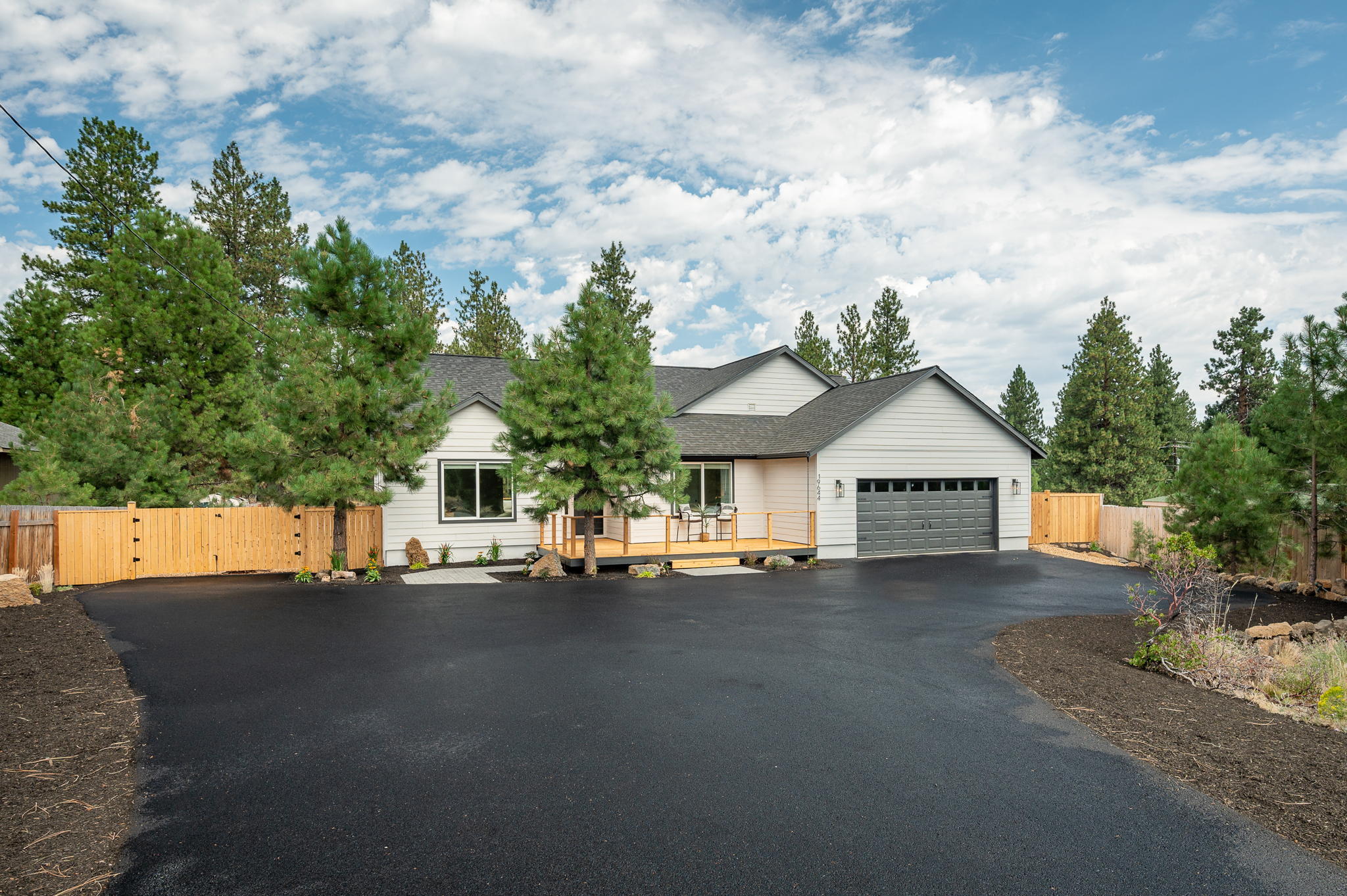19644 Apache Road Bend, OR 97702 - Photo 2 of 42 1-web-or-mls-9.8 19644 Apache Rd-7