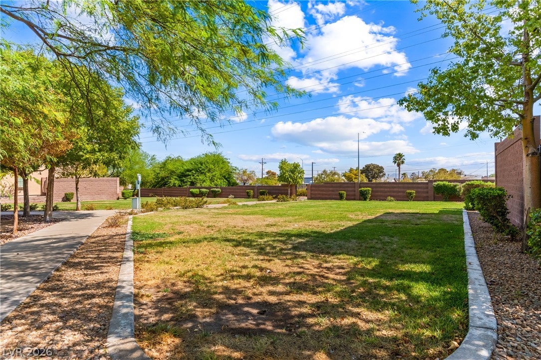 176 Almond Ridge Place Henderson, NV 89015 - Photo 32 of 38 Gallery Image 32