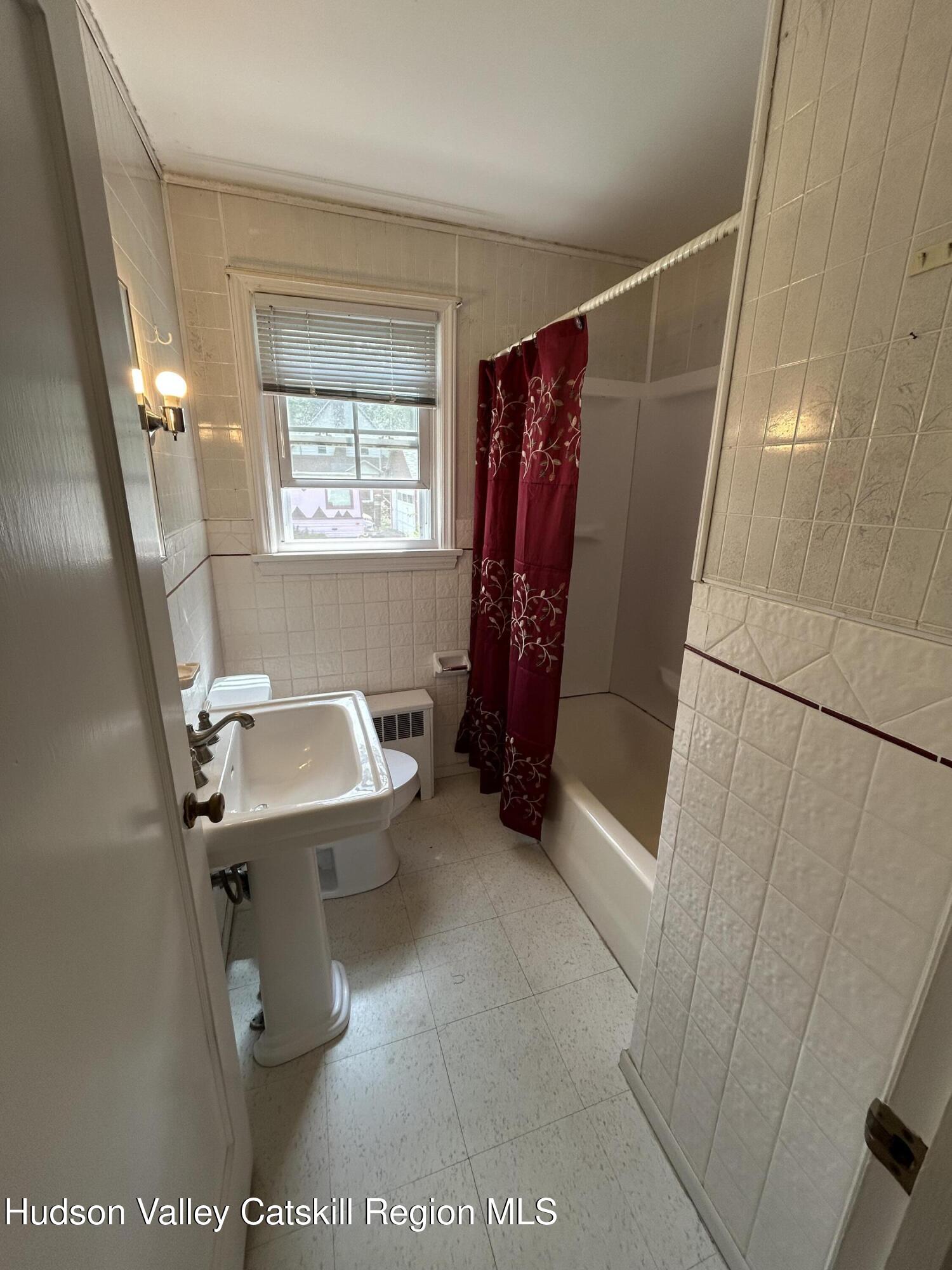 969 Blue Mountain Road Saugerties, NY 12477 - Photo 16 of 23 Bath