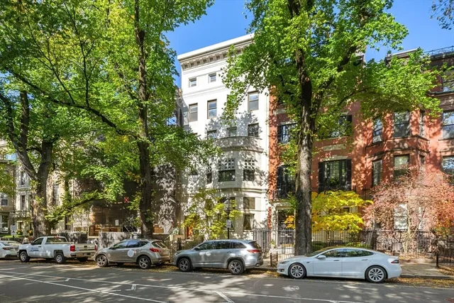 $9,900,000 | 395 Commonwealth Avenue, Boston, MA 02215