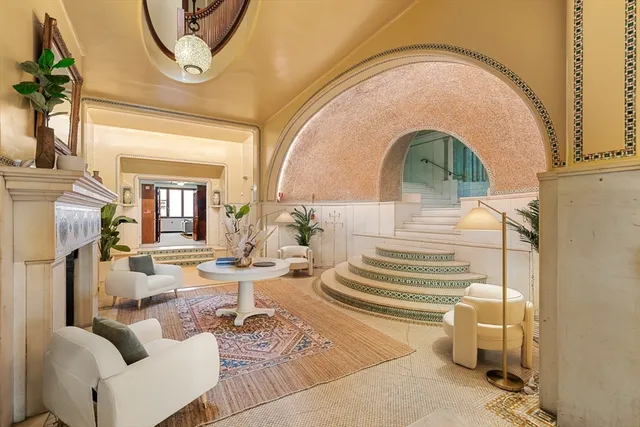 $9,900,000 | 395 Commonwealth Avenue, Boston, MA 02215