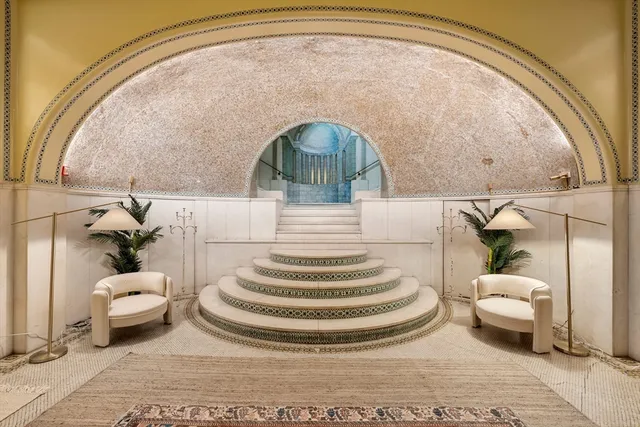 $9,900,000 | 395 Commonwealth Avenue, Boston, MA 02215