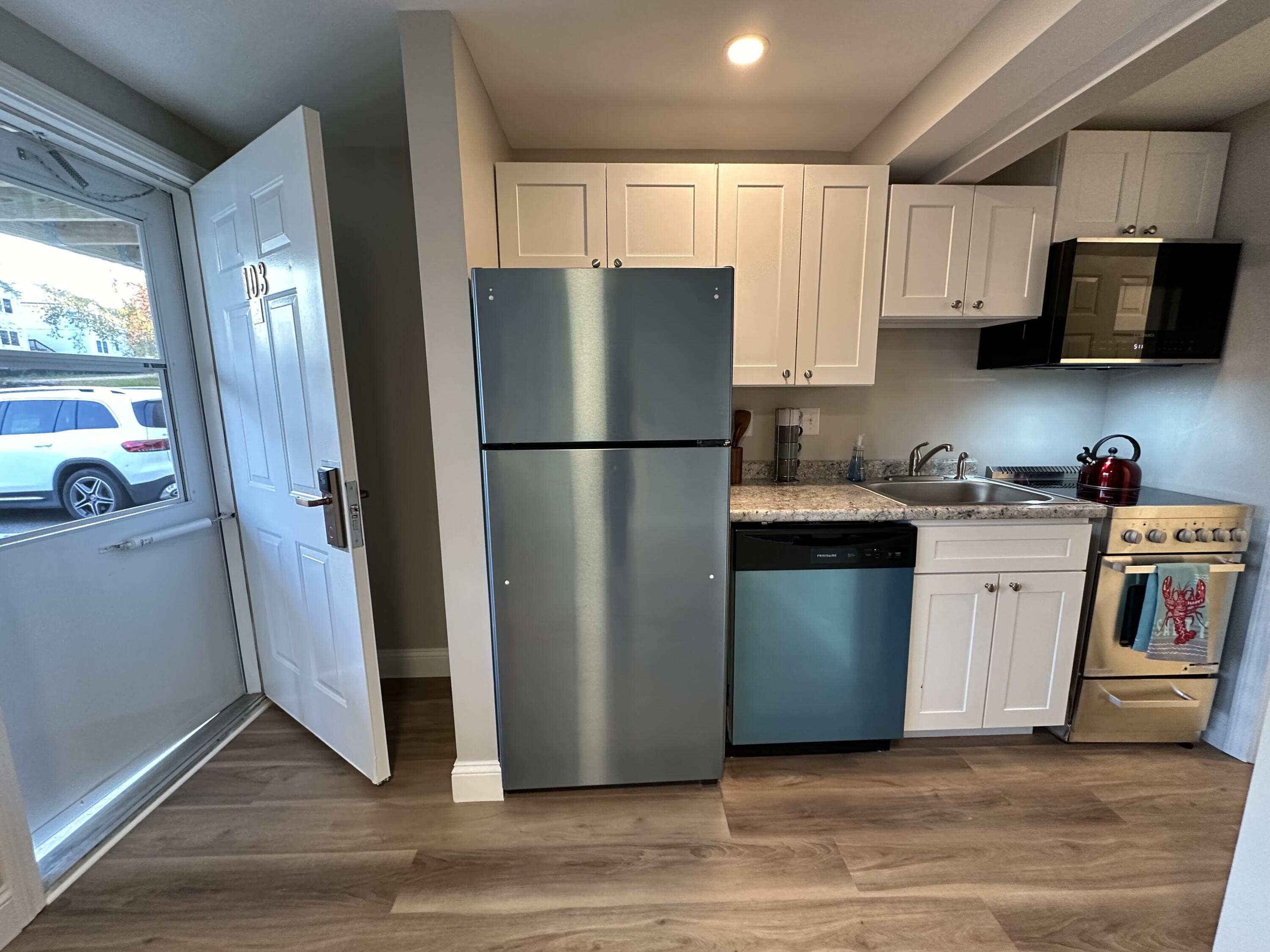 1072 Post Road, Unit 103 Wells, ME 04090 - Photo 15 of 34 IMG_9304