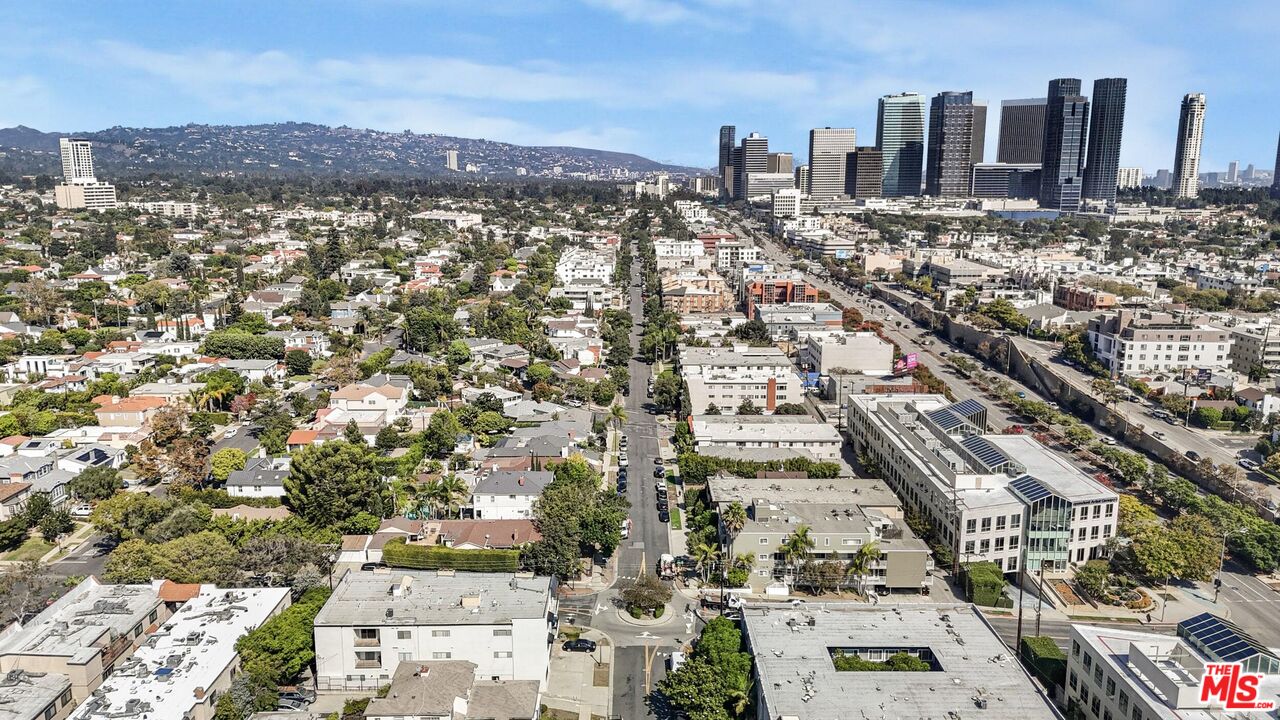 1677 Westholme Avenue Los Angeles, CA 90024 - Photo 42 of 43