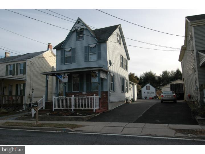 24734 East Main Street Columbus, NJ 08022 - Photo 3 of 5 Exterior Side