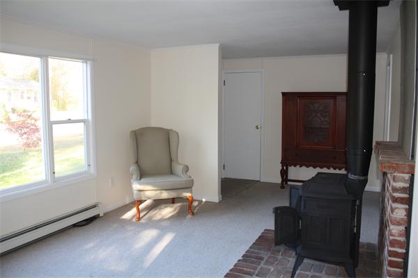 38 Richfield Road Scituate, MA 02066 - Photo 3 of 13 a room with furniture and a window
