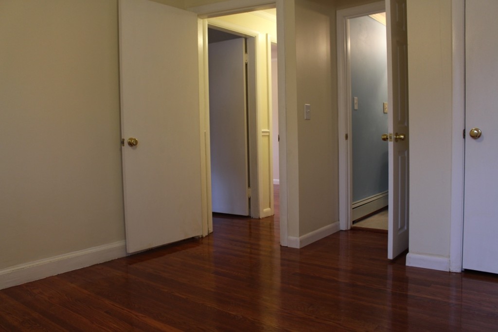 22 Lilian Road Framingham, MA 01701 - Photo 14 of 18 Gallery Image 14