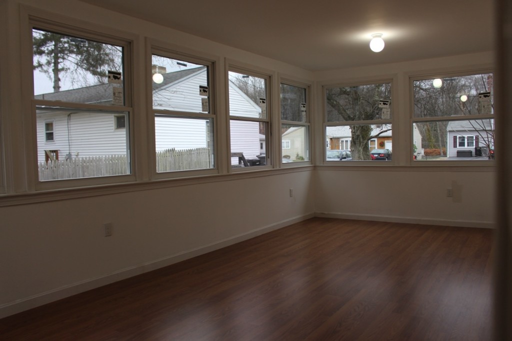 22 Lilian Road Framingham, MA 01701 - Photo 7 of 18 Gallery Image 7
