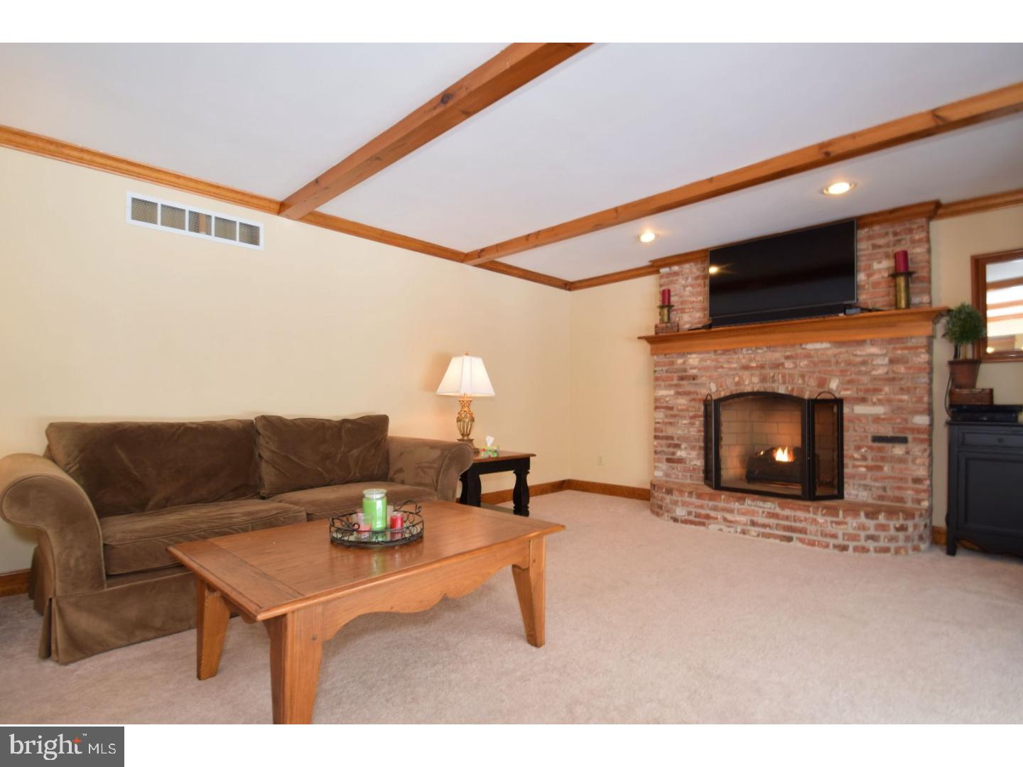 101 Ridgeview Lane Doylestown, PA 18901 - Photo 10 of 25