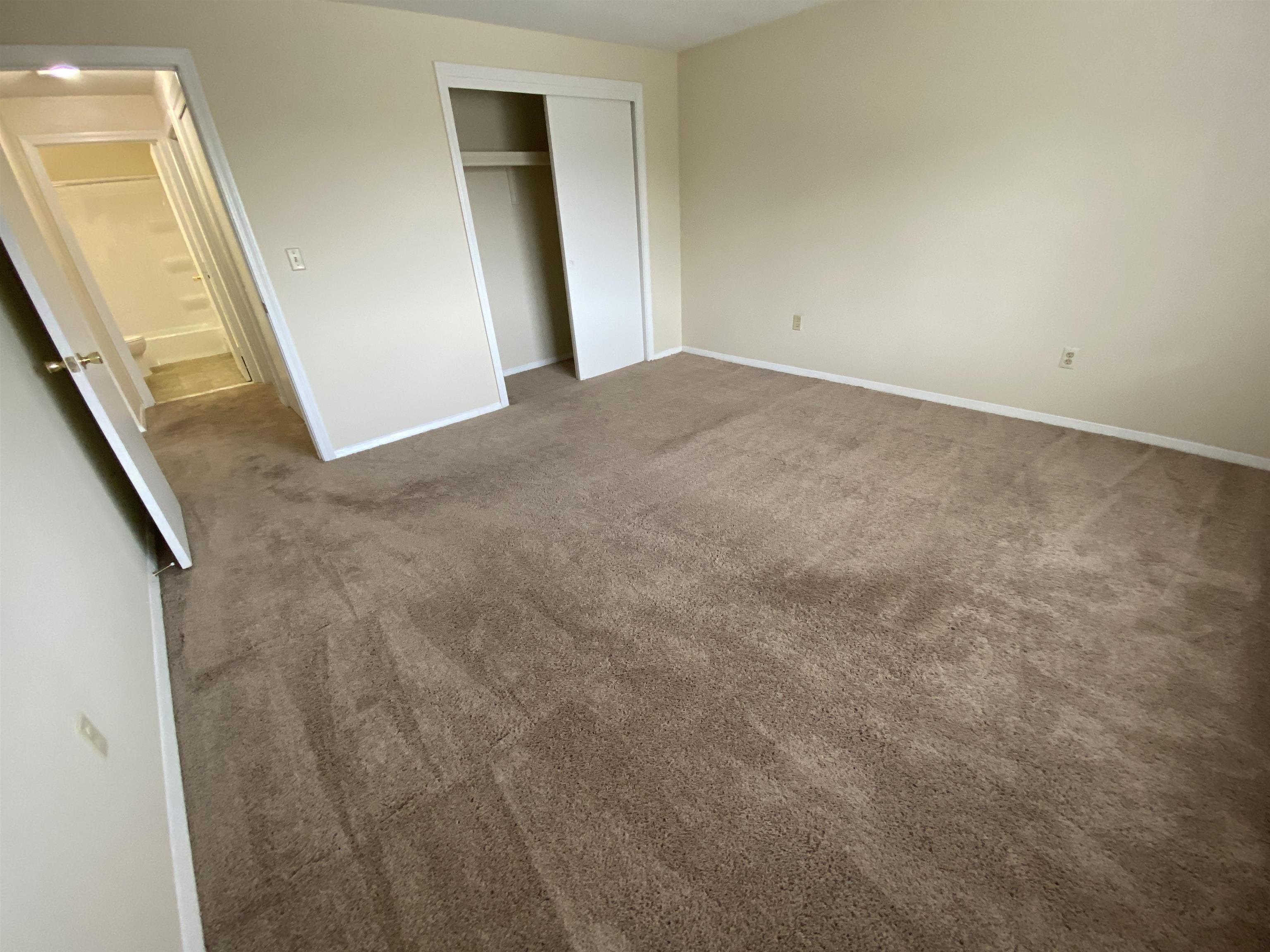 95 Powers Street, Unit 84 Milford, NH 03055 - Photo 20 of 40