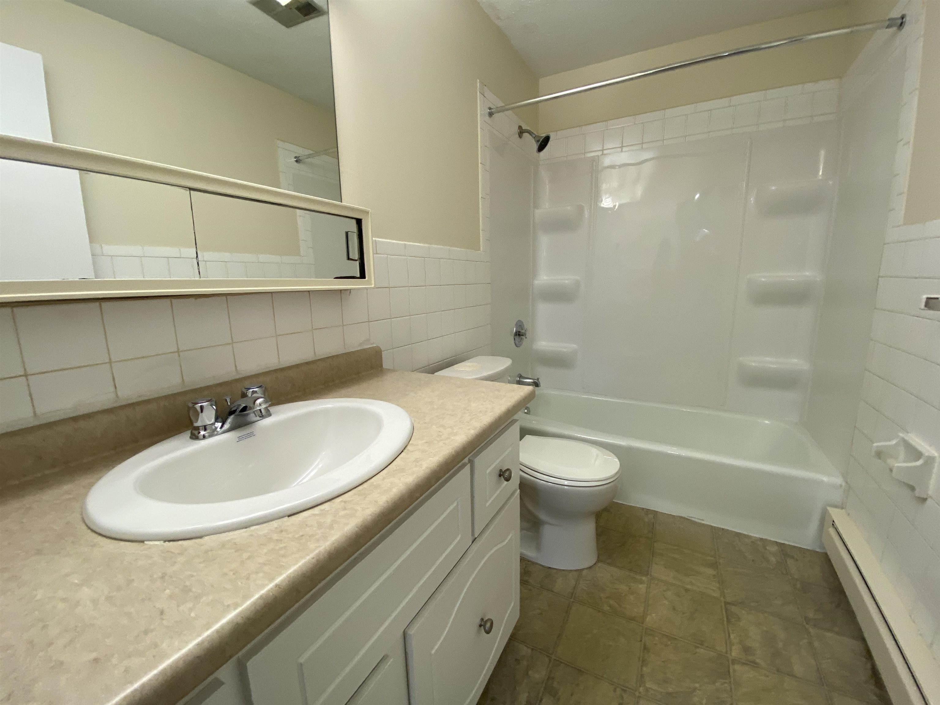 95 Powers Street, Unit 84 Milford, NH 03055 - Photo 27 of 40