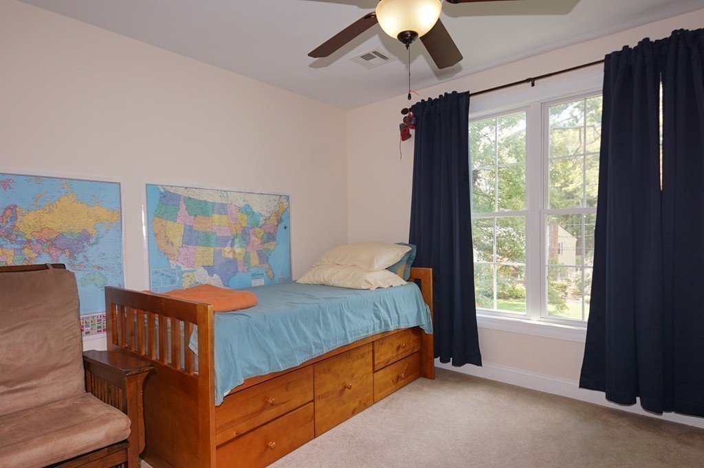 607 Old Farm Road Franklin, MA 02038 - Photo 17 of 23 Gallery Image 17