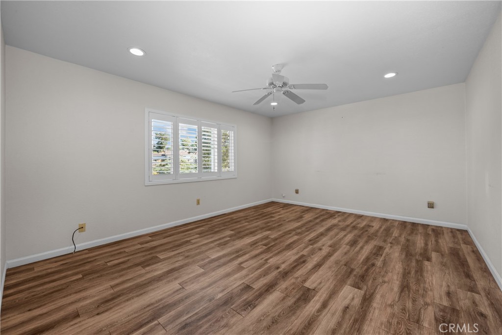 9152 Lakeview Road Lakeside, CA 92040 - Photo 4 of 32 wooden floor in an empty room with a window