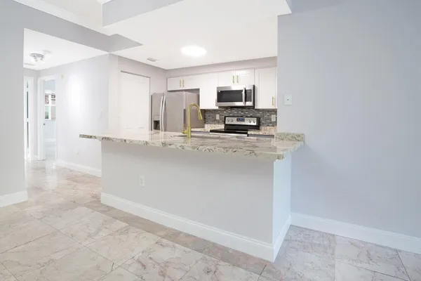 $439,000 | 5860 West Sample Road, Unit 204, Coral Springs, FL 33067
