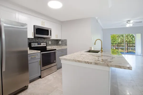 $439,000 | 5860 West Sample Road, Unit 204, Coral Springs, FL 33067