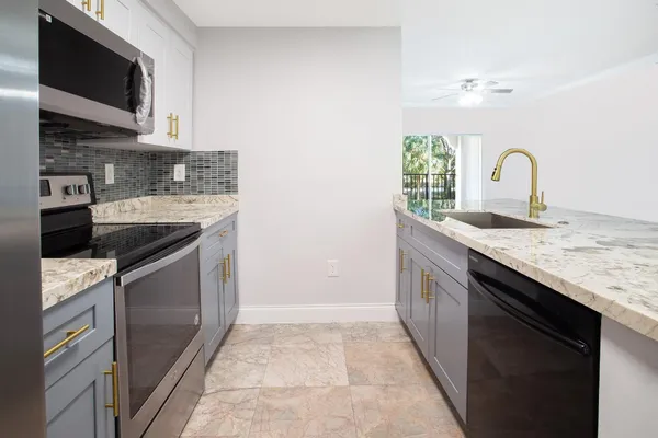 $439,000 | 5860 West Sample Road, Unit 204, Coral Springs, FL 33067