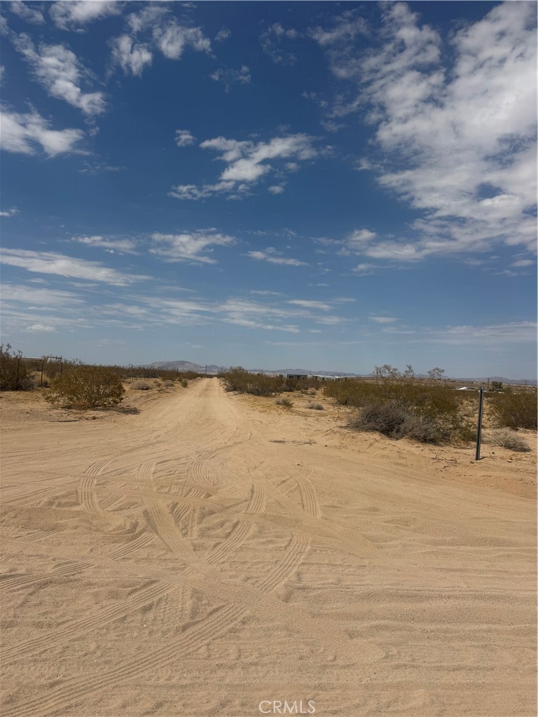 62626 Pole Road Joshua Tree, CA 92252 - Photo 19 of 20 Gallery Image 19