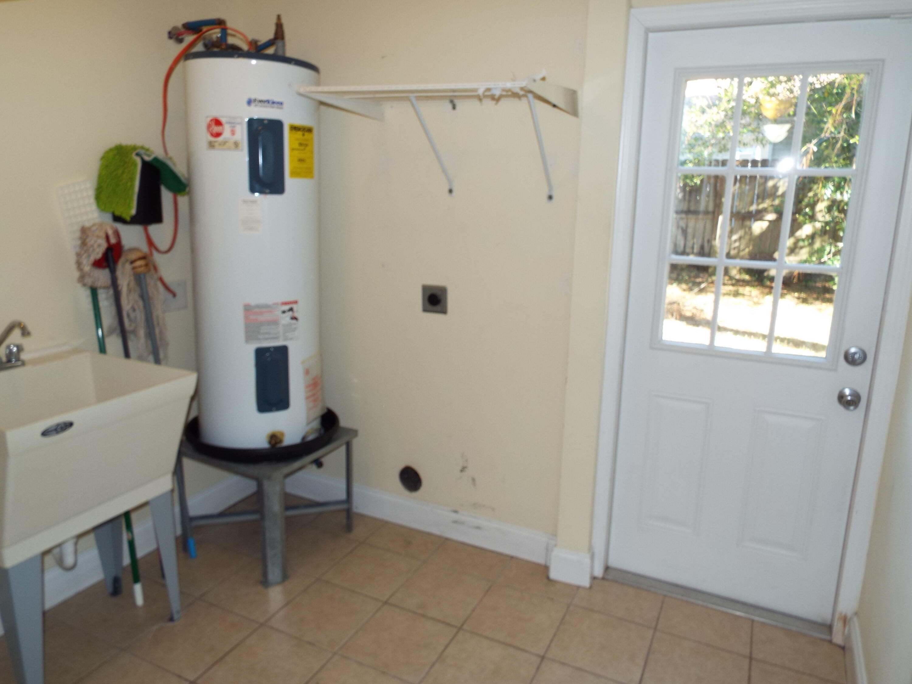 115 Hawkins Road Fort Walton Beach, FL 32547 - Photo 33 of 47 DSCF3497